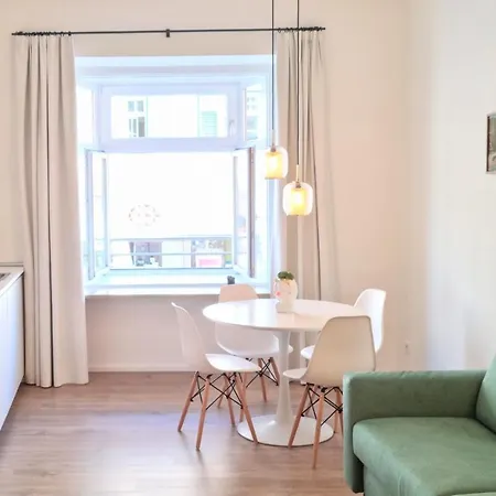 Rosa Apartment With Parking Historic City Center Merano Exterior photo